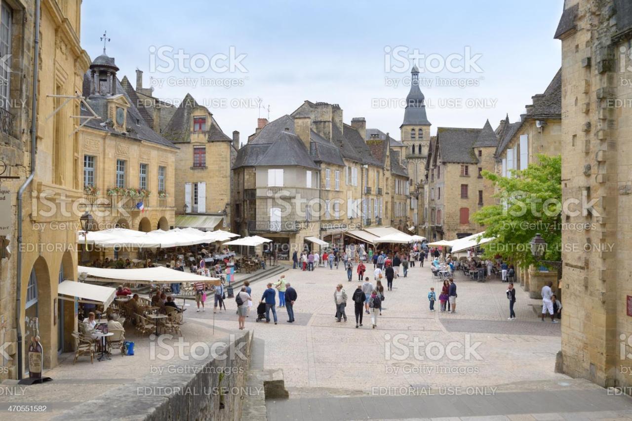 Studio2 Fontaine De L'Amour ซาร์ลา-ลา-กาเนดา ภายนอก รูปภาพ